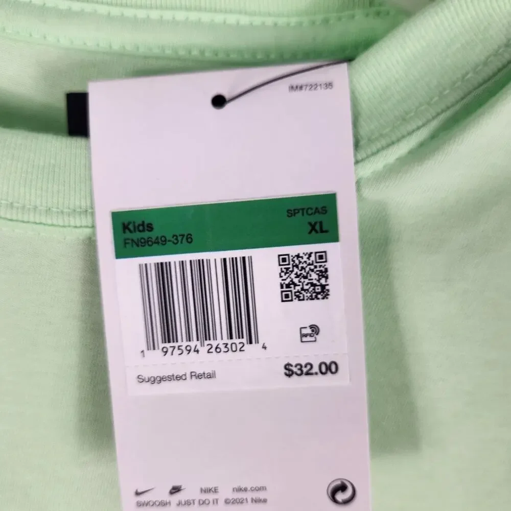 Nike new tags